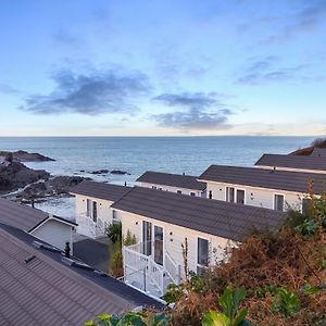 Beach Cove Coastal Retreat